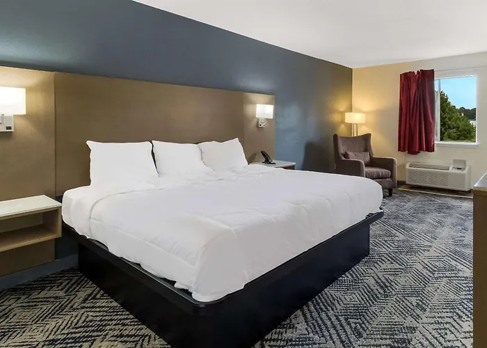 Econo Lodge Cherry Point