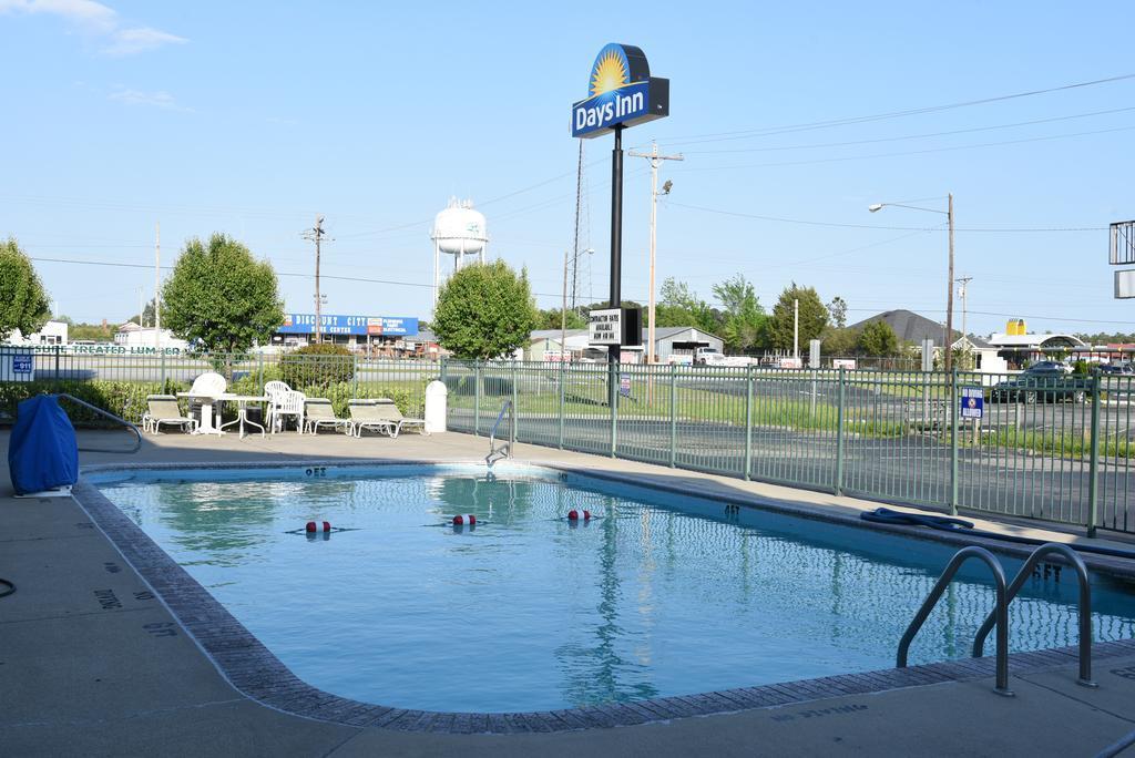 Econo Cherry Point *
