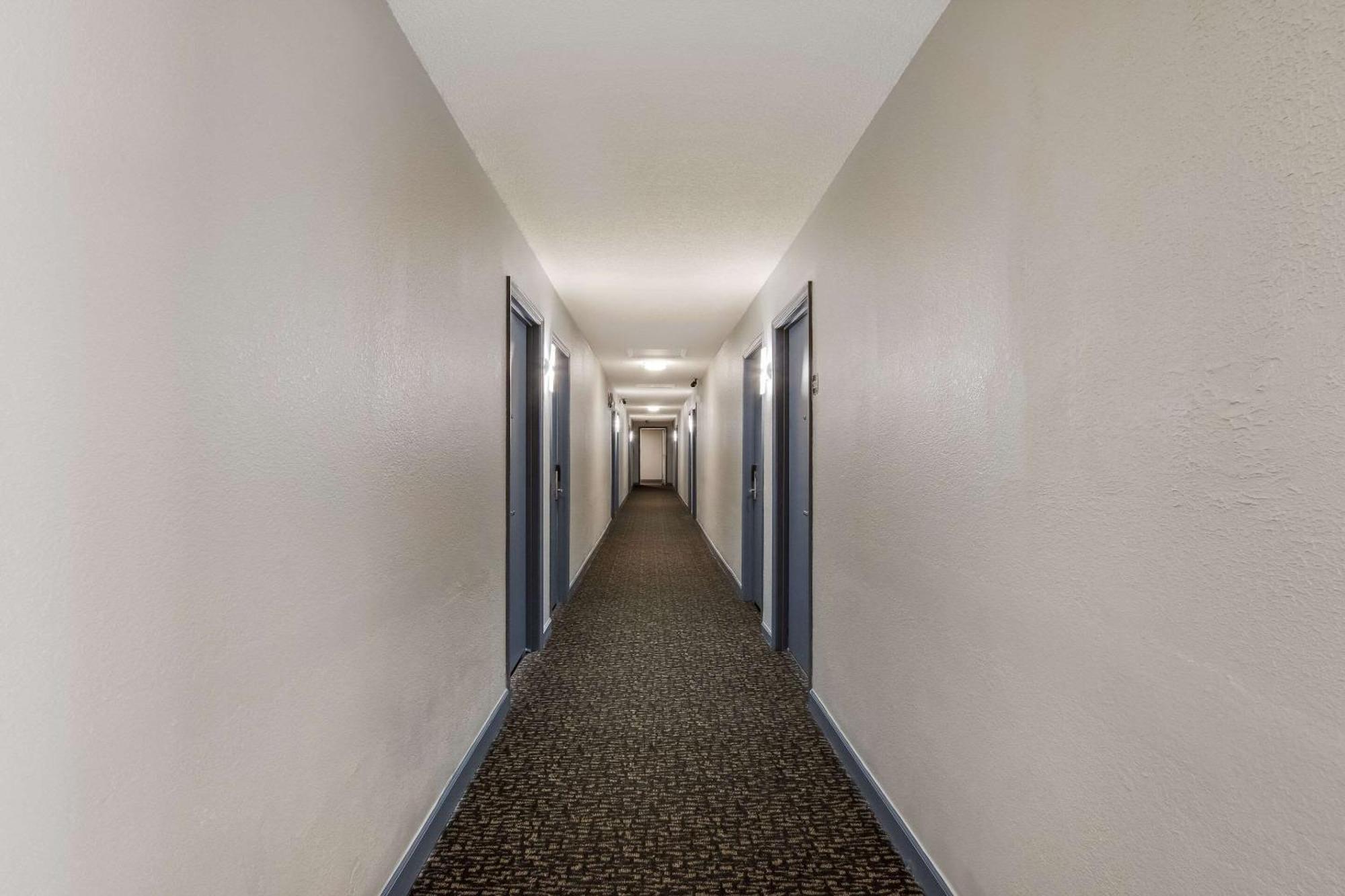 Econo Cherry Point Lodge *