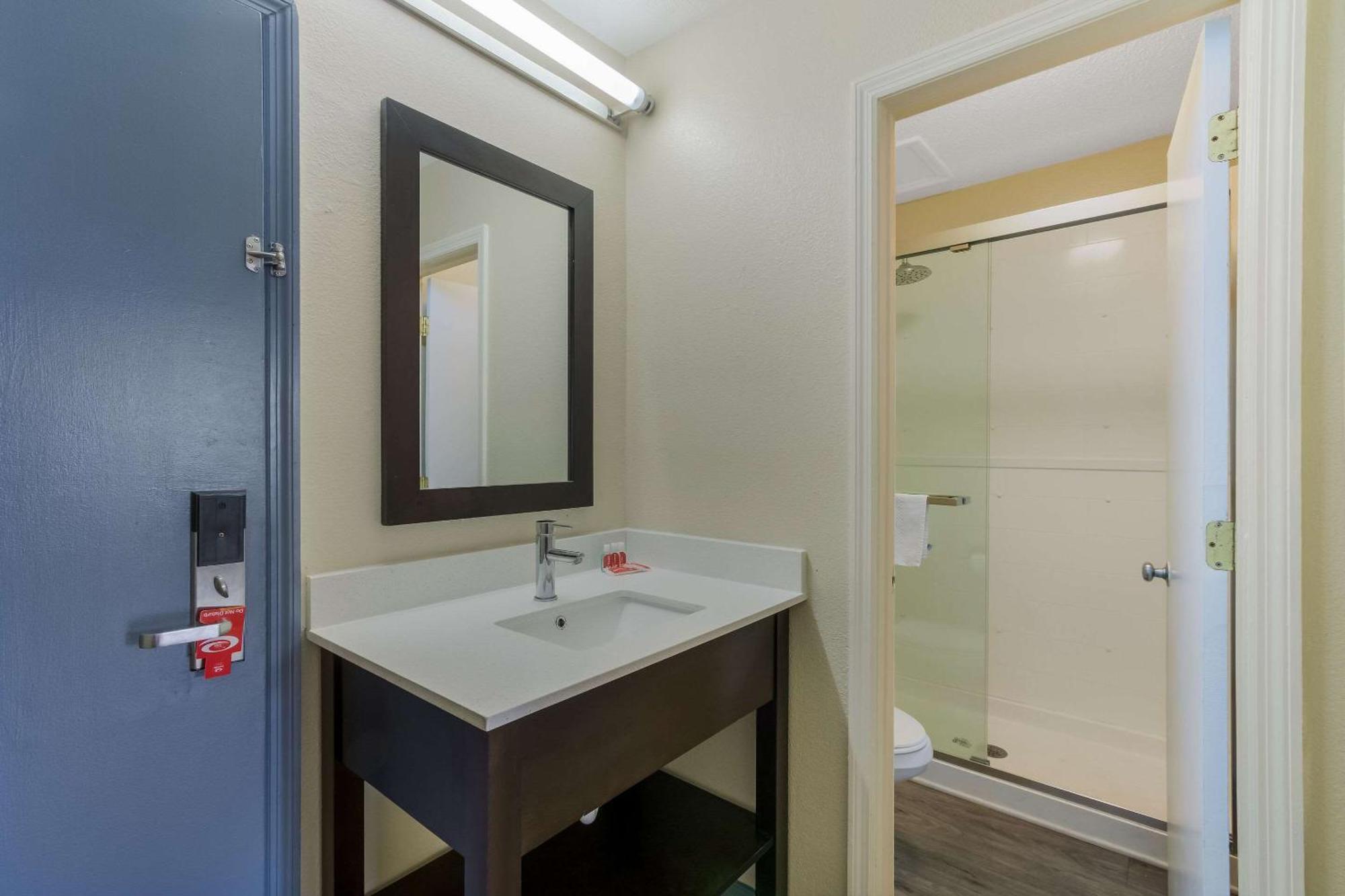 Lodge Econo Cherry Point Havelock