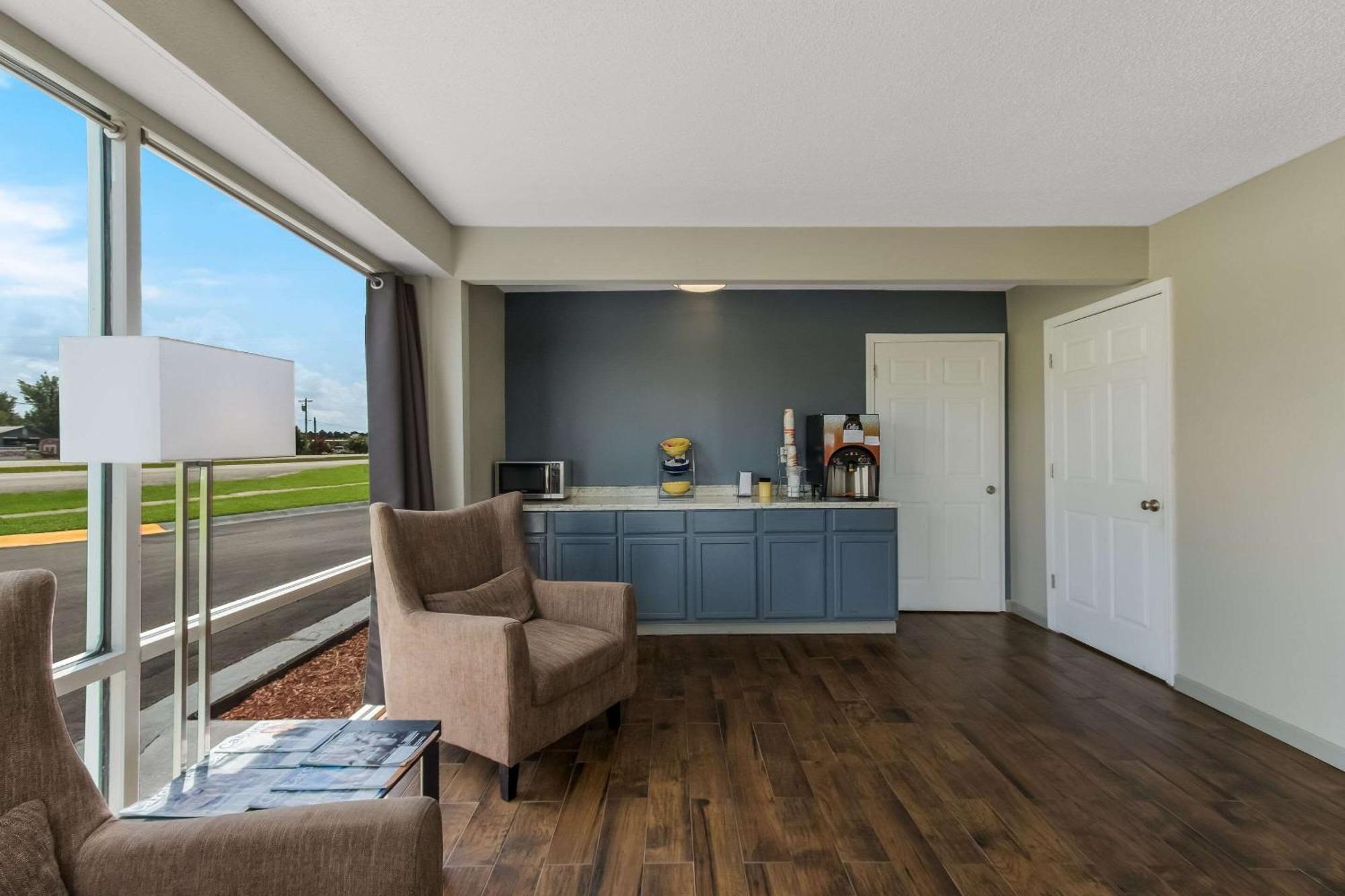 Econo Cherry Point Lodge Havelock