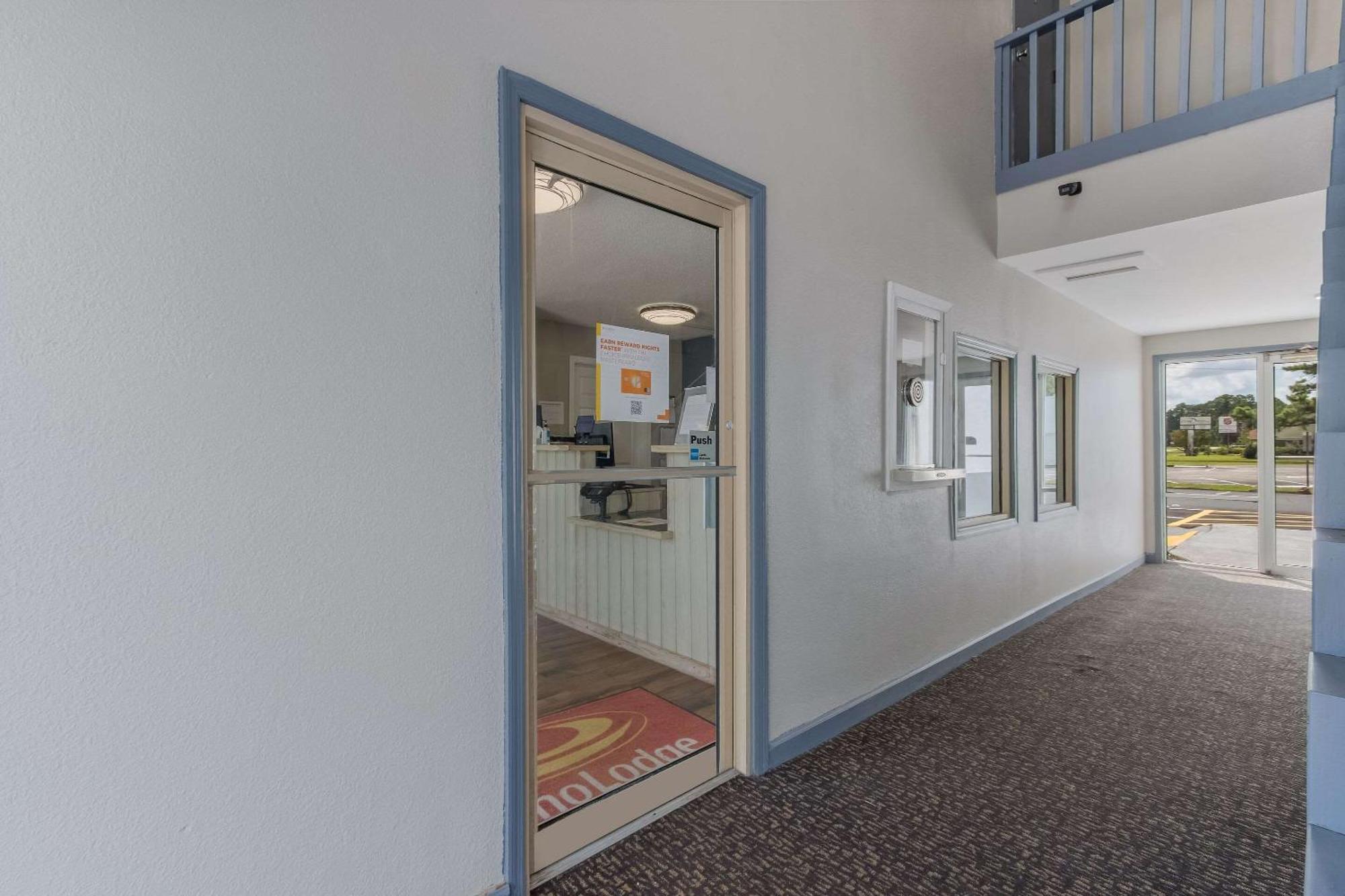 Econo Cherry Point Lodge Havelock