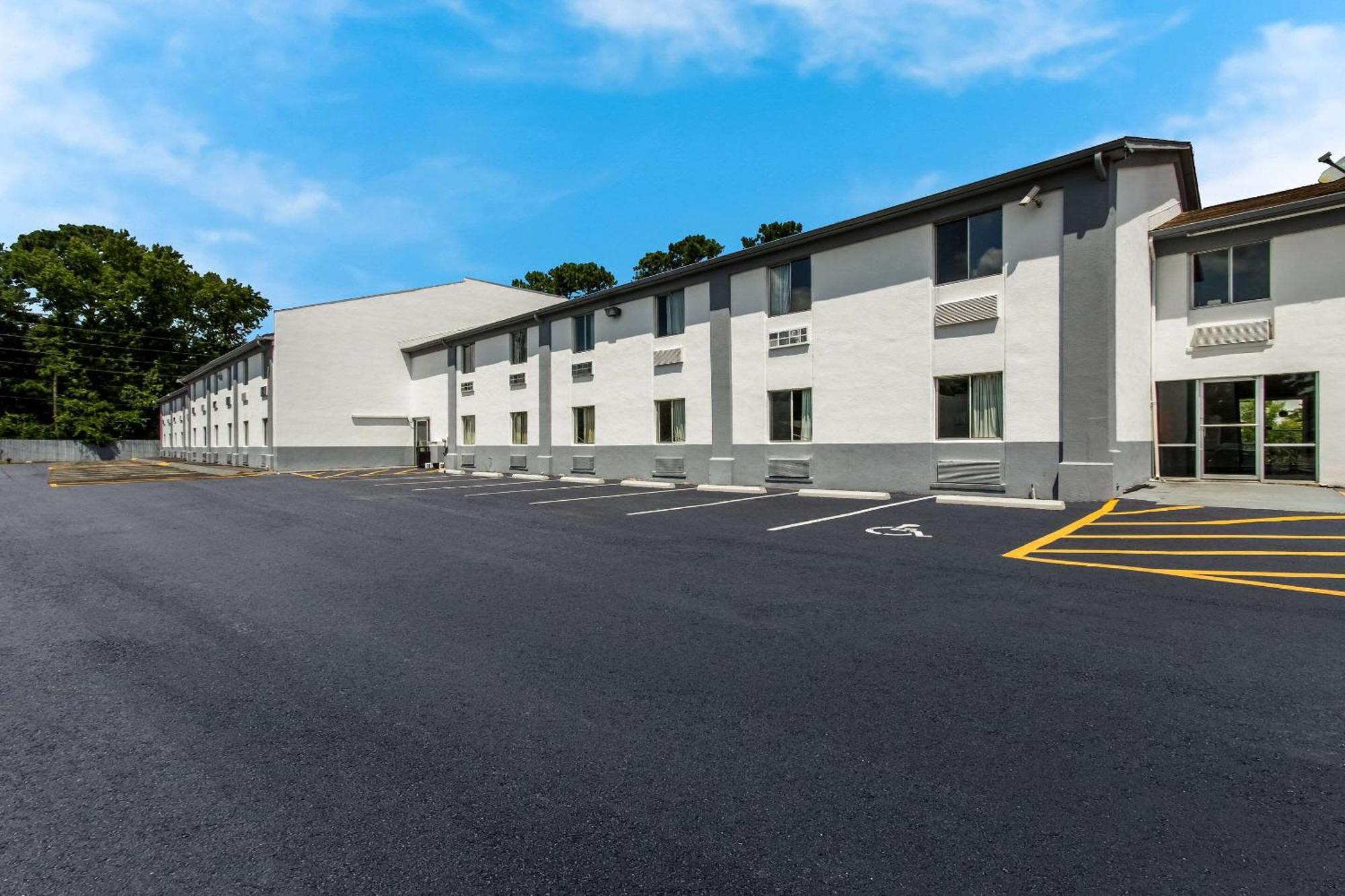 Econo Cherry Point Lodge Havelock